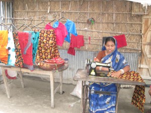 Rekha-jsk-4-990228-tailoring
